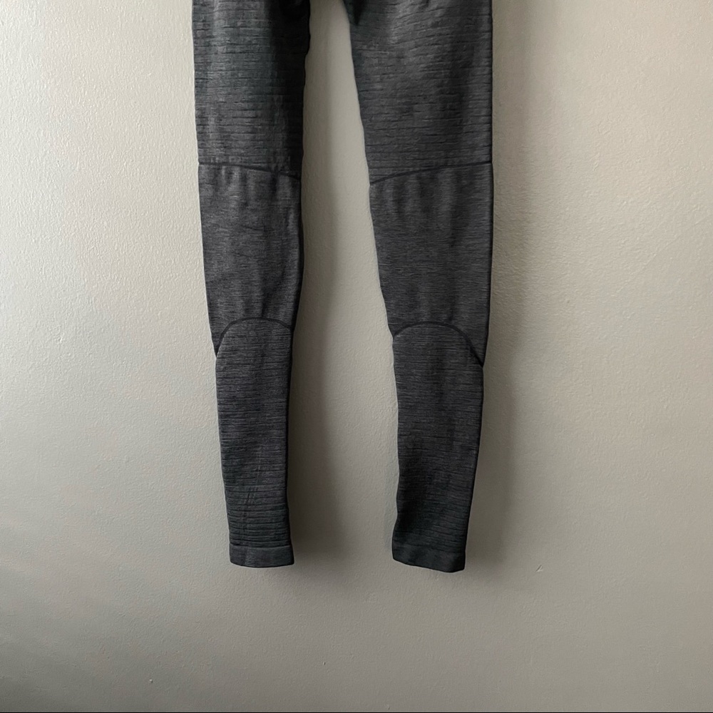 Alphalete legging - Picture 4 of 9